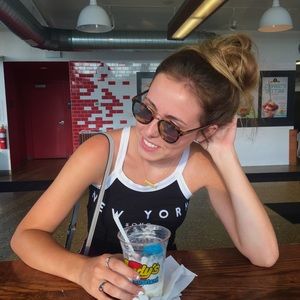 Meet your Posher, Bridget